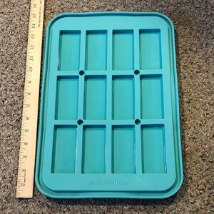 Pampered Chef Silicone granola bar & Brownie Mold - Teal